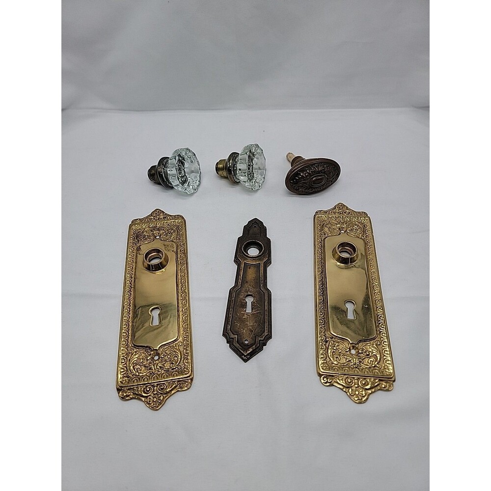 Lot Of Vintage Door Hardware Knobs And Plates